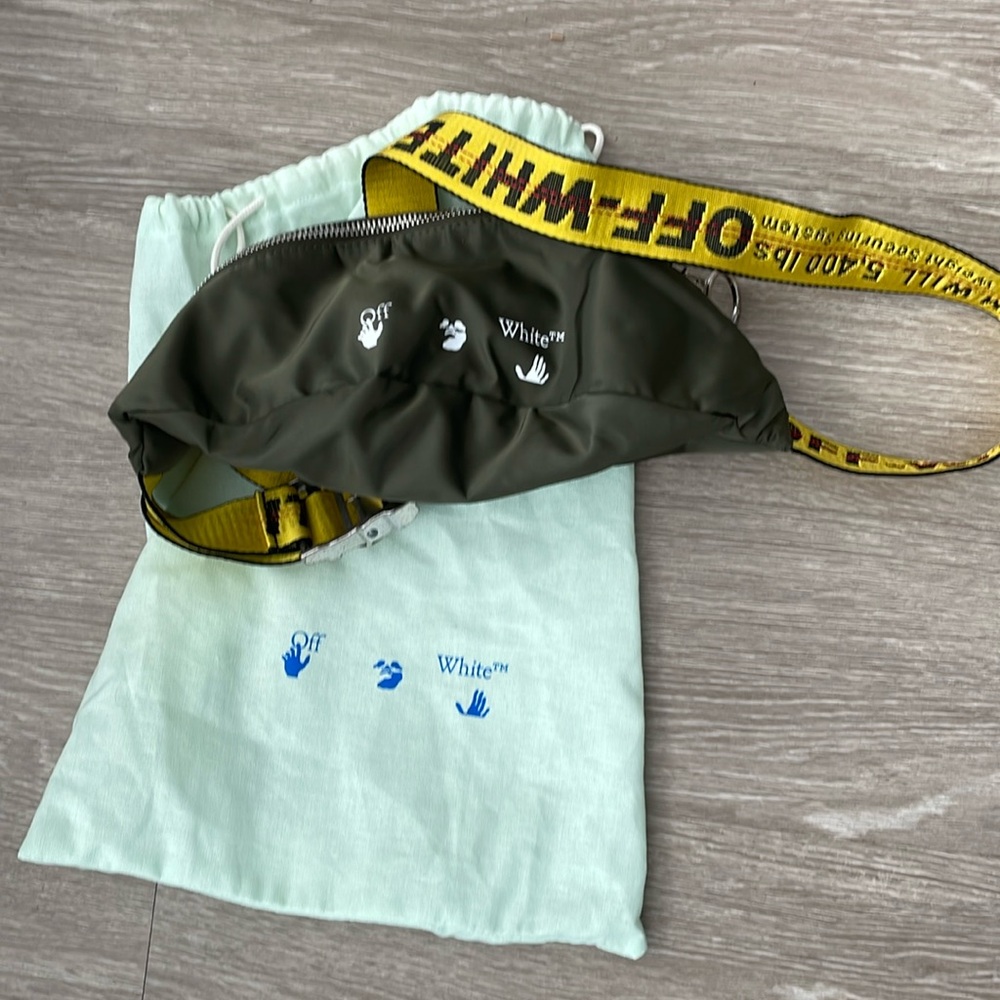 Off-white belt bag with original dust bag